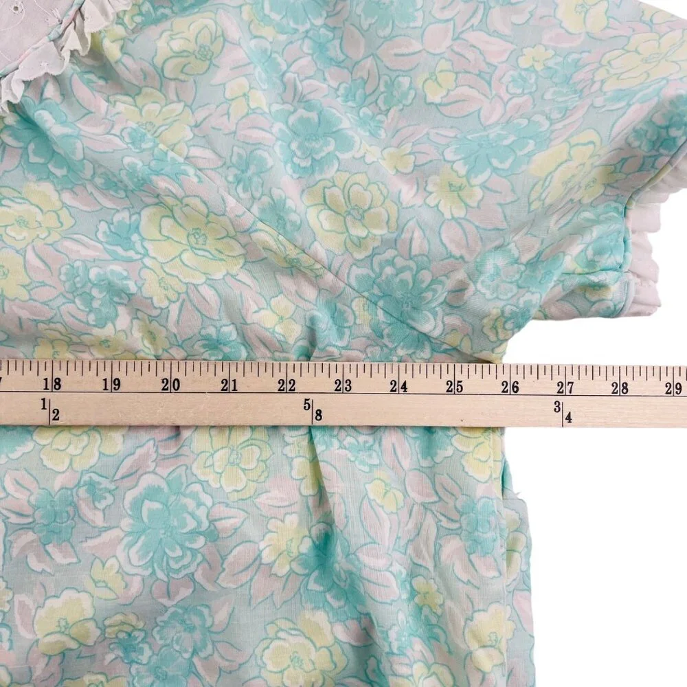 vintage Serenity House Dress size 38 XL Floral Mumu Nightgown Pastel Snap Button